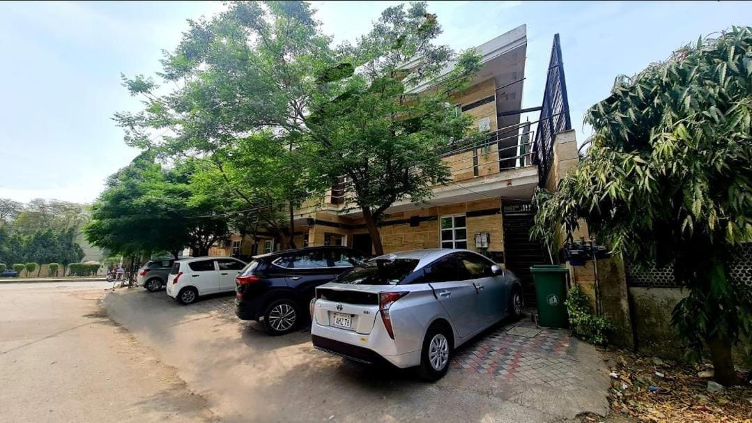 Smart Apartments & Hotel Lahore Exterior foto